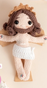 Rocio Party Favors - Rocío Rodríguez Cruz - Crucified Christ - Spanish