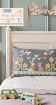 Tilda Fabrics - The Vintage Nursery - Flowerfield Pillow Large - Free