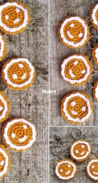Crochet at Teris - Teri Hamilton - Gingerbread Keychain - Free