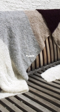 Wrap Me Shawl by Claudia Finlay - Free