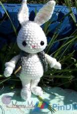 Mommy Made Crochet - Anna Wilson - Rabbit in a Waistcoat - White Rabbit