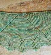 Feather and Fan Shawl by Stefanie Peulen-Free