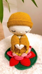 Mai Kim Lộc - A Novice in Lotus - Chú tiểu tọa đài sen - Vietnamese - Free