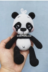 Zipzipdreams - Elif Tekten - Boomer the little Panda