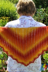 Glissade Shawlette by Linda Browning