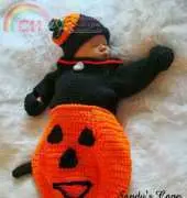 Sandys Cape Cod Originals - Sandy Powers - Kitty In A Pumpkin Cocoon And Hat 426