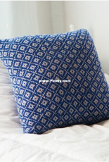 Winter Pillow - Stana D. Sortor - Knit Picks - Free
