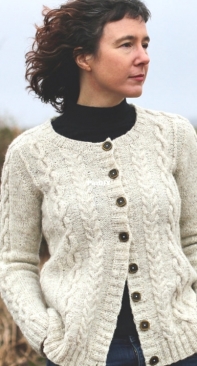 Curdach Cardigan by Carol Feller