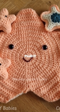 Monkey and Me Crochet - Maria - Starfish Matching Game