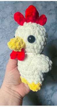 Madeline Mae Co - Madeline Mae - Teeny Pal Chicken