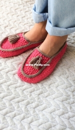 Moccasin Slippers by Au bout du pré