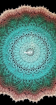 Nelly Klos - Eternity Doily - English