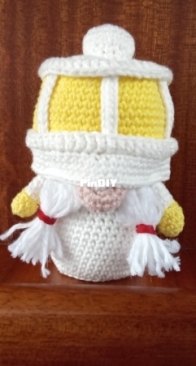Lantern Gnome by Happy Dolls