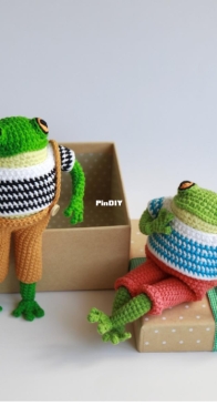 Marina Chuchkalova - My Crochet Wonders - Hugo The Frog - Hugo la rana - Spanish