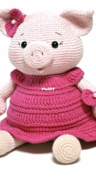 Dream Store Design - Oxana Zakora - Piggy