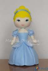 Mamae Corujinha - Cinderella - Soft Doll - Portuguese