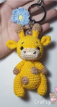 Crafty Lacey - Handmade by Lacey - Keychain Little Giraffe - Free