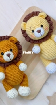 Knit Friends - Svetlana Altunina - Lory the Lion - Lory o Leão - Portuguese - Translated