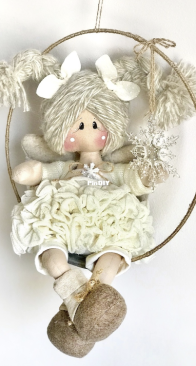 Country Creations di Federica - Angel on a swing - Angelo su altalena - Italian