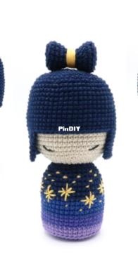 RoKiKi - Night Kokeshi Doll