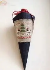 Country Cottage Needleworks Fa la la
