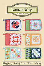 Cotton Way958 Happy-go-lucky Oven Mitts by Bonnie Olaveson