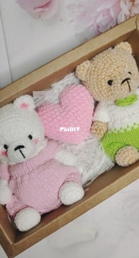 Lovers bear,very cute,I like them