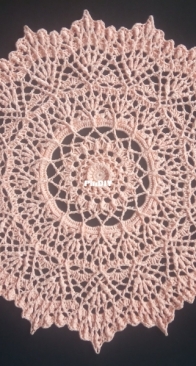 Nelly Klos - Megan Doily - English