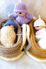 Pat Alinejad - Gypsycream - Baby doll in crib