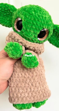 Sweet Brie Creations - Baby green Alien
