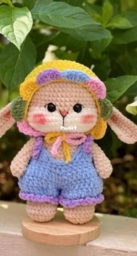 LinhSan Handmade - Linh San - Mochi Bunny-Russian
