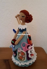 Laura Tegg - Weebee Special Edition- Sally the Vintage Style Rag Doll - Free