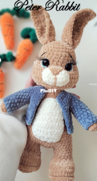 Parkaeva HM - Easy Crochet Love - Anastasia Parkaeva - Peter Rabbit - English Translated