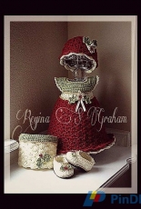Hooks and Heels - Regina S Graham - A Vintage Christmas Dress