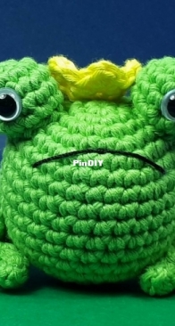 Smartapple creations - Maarja Harsing Vark - Fred the Frog - Konn Fred - English and Estonian - Free