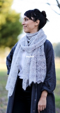 Ashes by Joji Locatelli - English and Spanish