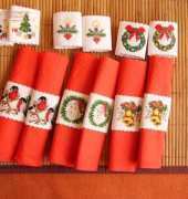 AMA 254 - Christmas Napkin Rings