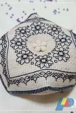 Blackwork Biscornu - Daisy Ring