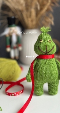 Christmas Grinch by Ola Oslopova - Free