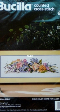 Bucilla 40668 Fresh Floral Spray XSD + PCS