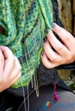 Colibri Shawl by Ambre Nid de Vigogne-English,French-Free