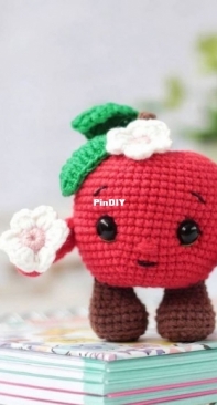 My Crochet Friends - Handmade Clubok - Daria Kalinina - Apple Blossom