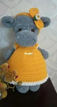 hippo in dress