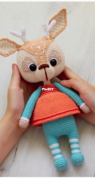 Juliia Pyha / Julia Piga - Deer