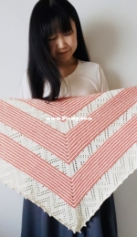 Candy Shawl by Chihiro Chikakane