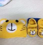 hat and shoes for baby