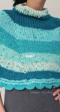 Chunky Cakes Poncho by Kathy Chan-Free