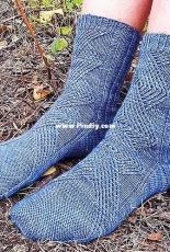 Crystallized Socks by Flock Fibre Studio