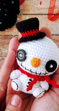 Mini Snowman by Bluerabbittoys