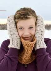 Mamachee - Tara Murray - Faulkner - Cable Mittens and Cowl
